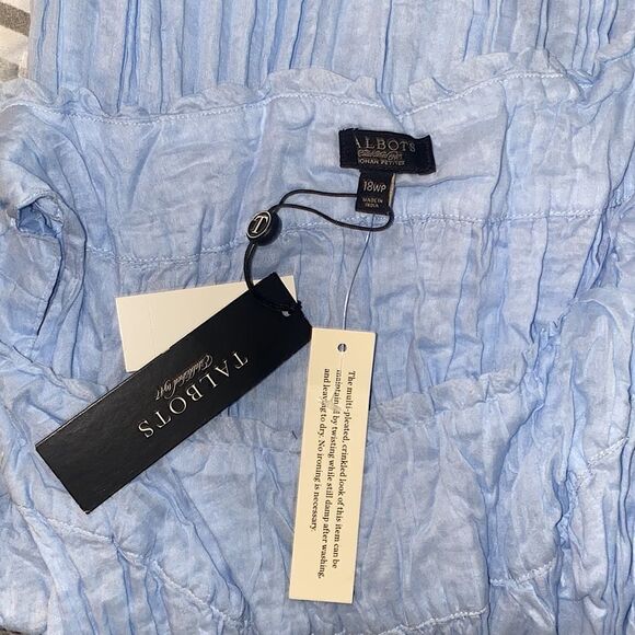 Talbots Petite Multi-Pleated Crinkled Casual Light Blue Tank Shirt Blouse 18P 18 - Picture 2 of 8